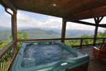 Endless Views while Relaxing in the Hot Tub